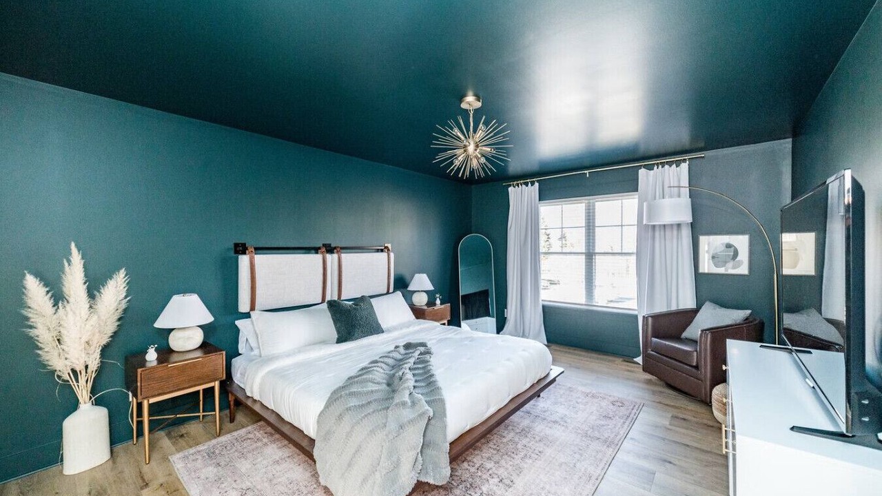 Photo of Bedroom in Madison Heights