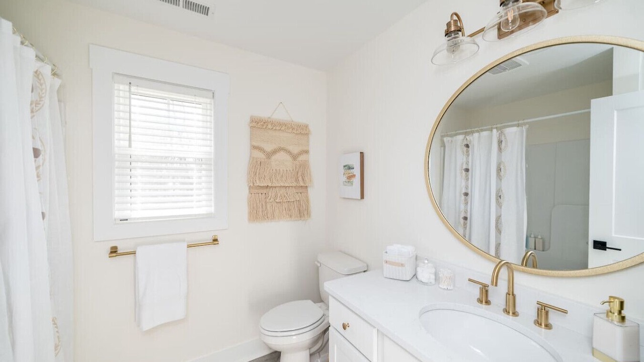 Photo of Bathroom in Madison Heights