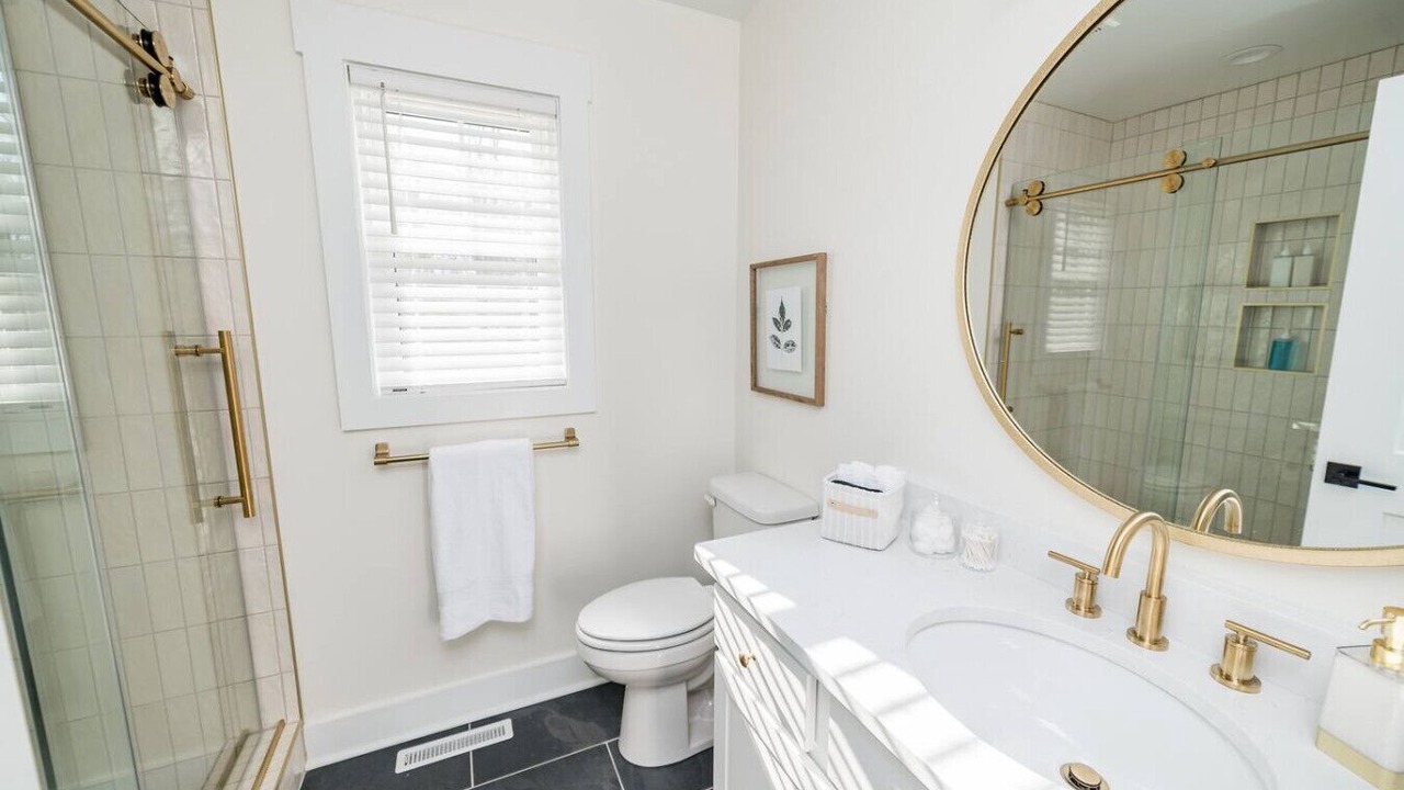 Photo of Bathroom in Madison Heights