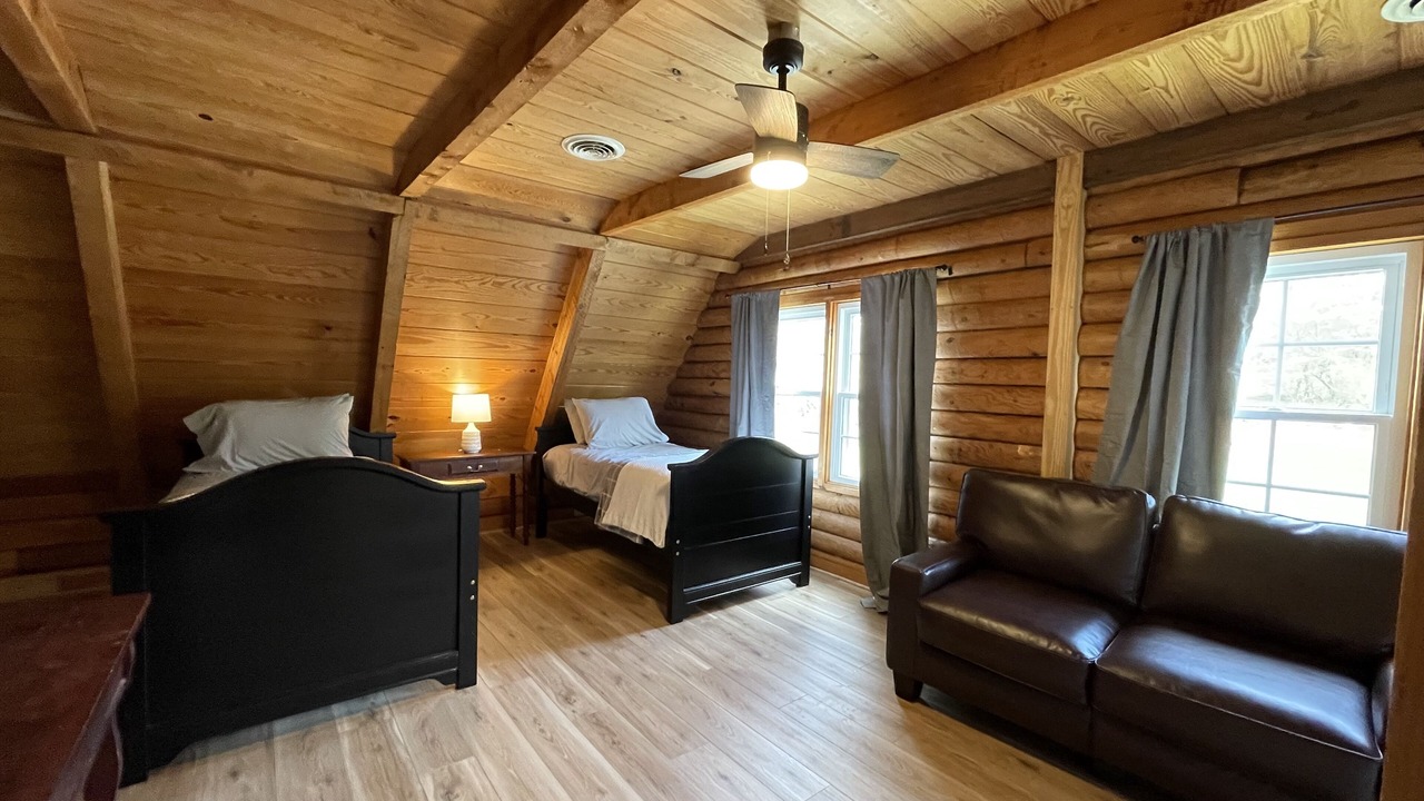 Photo of Bedroom in Louisville