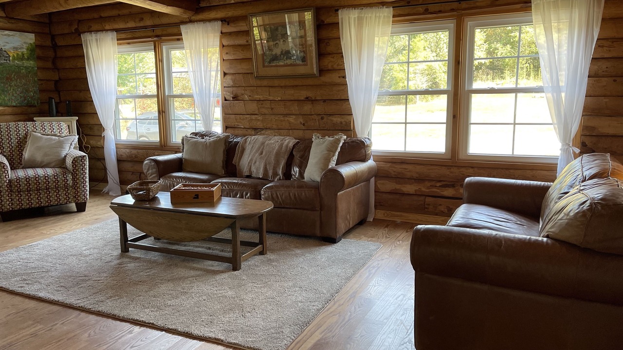 Photo of Livingroom in Louisville