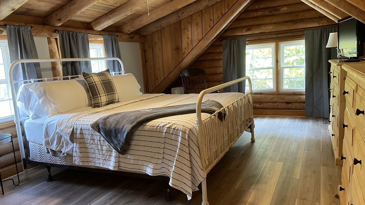 Photo of Bedroom in Louisville