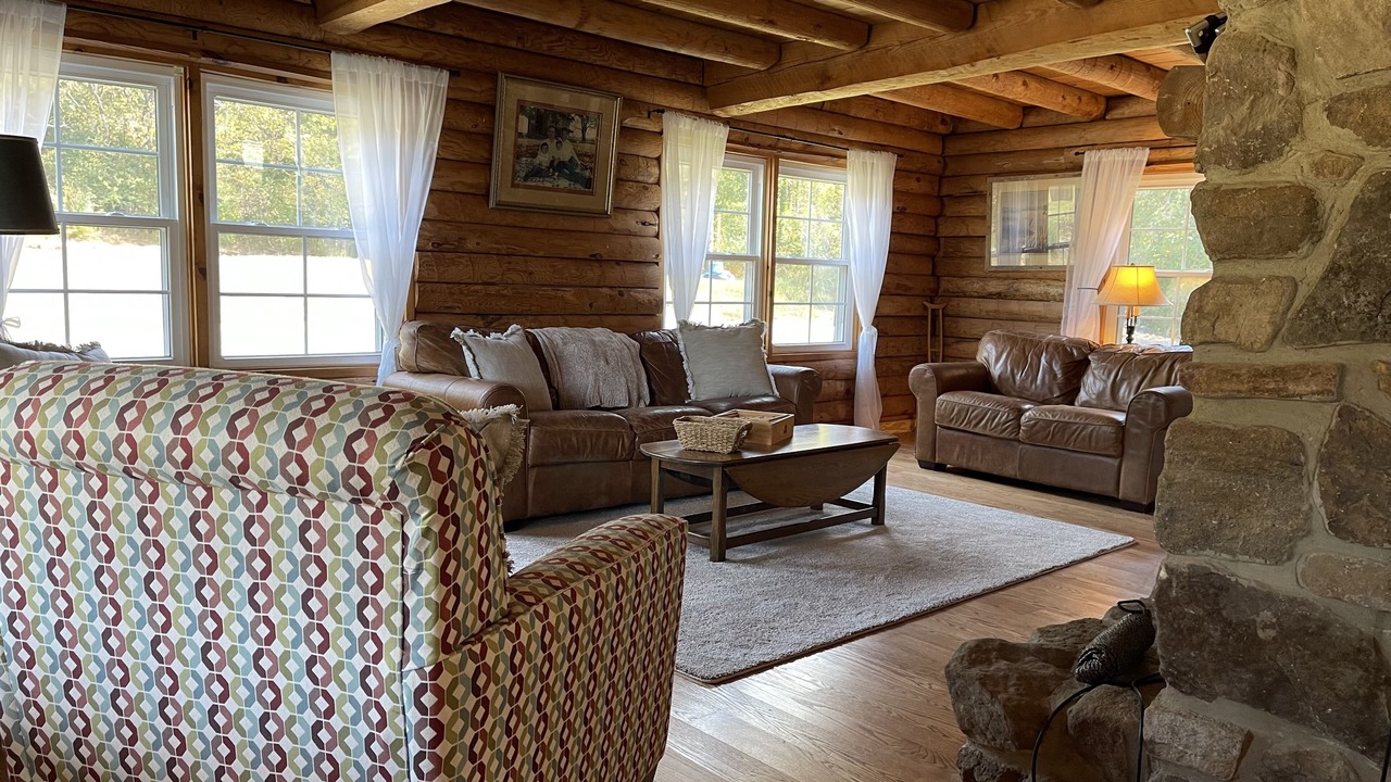 Photo of Livingroom in Louisville