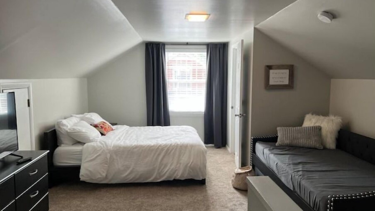 Photo of Bedroom in Owensboro