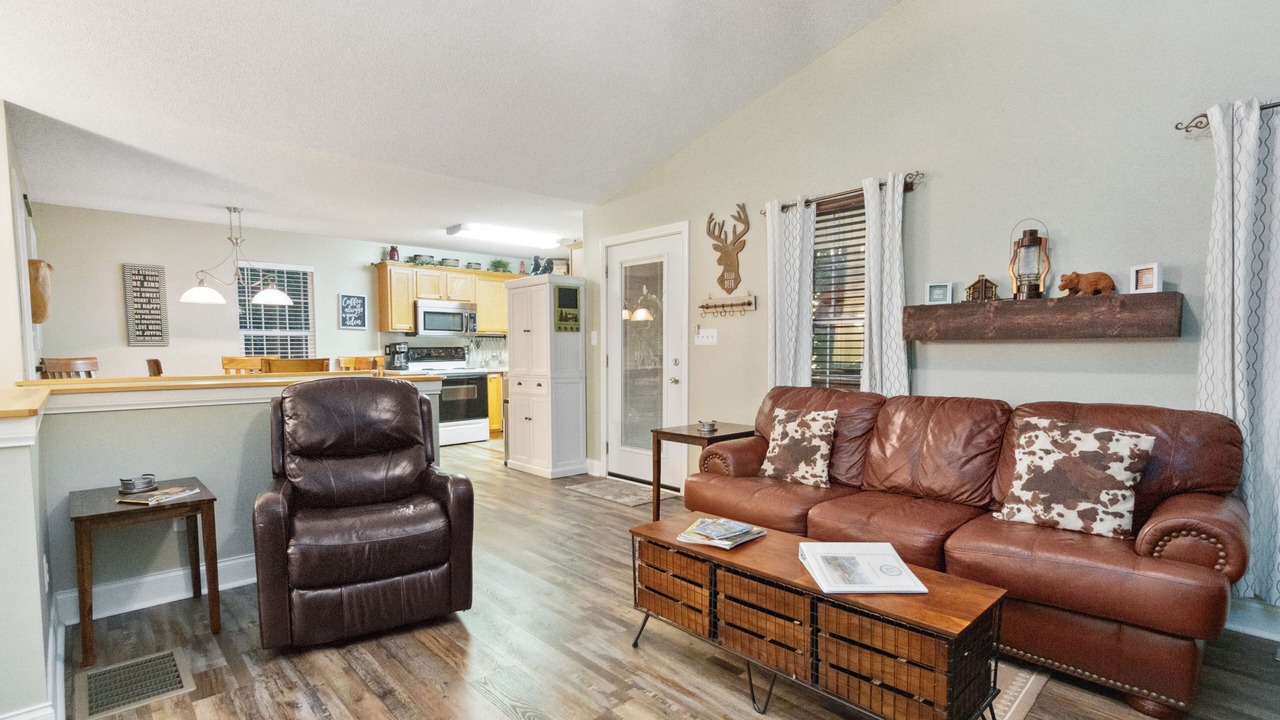 Photo of Livingroom in Sloans Valley