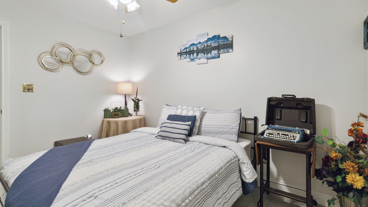Photo of Bedroom in Sloans Valley