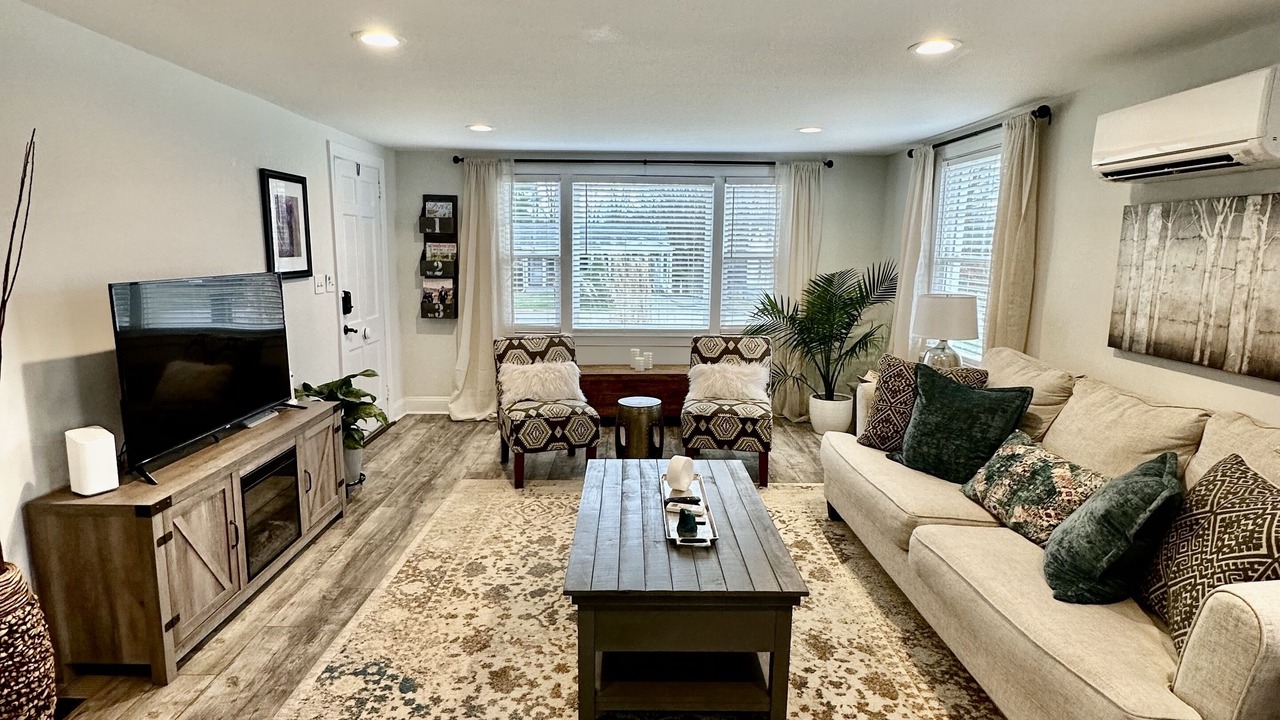 Photo of Livingroom in Lynchburg