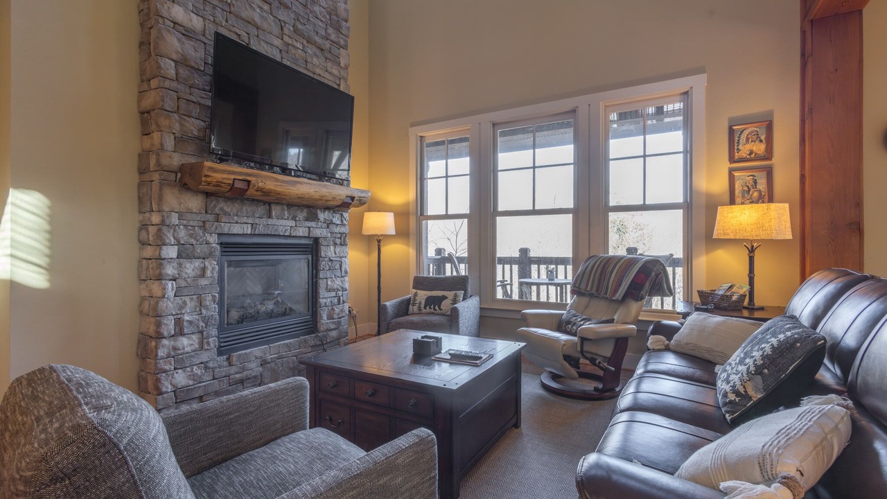Photo of Livingroom in Bear Lake Reserve
