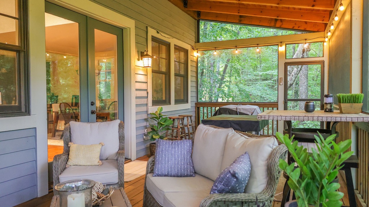Photo of Livingroom in Bear Lake Reserve