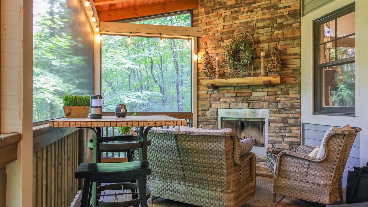 Photo of Livingroom in Bear Lake Reserve