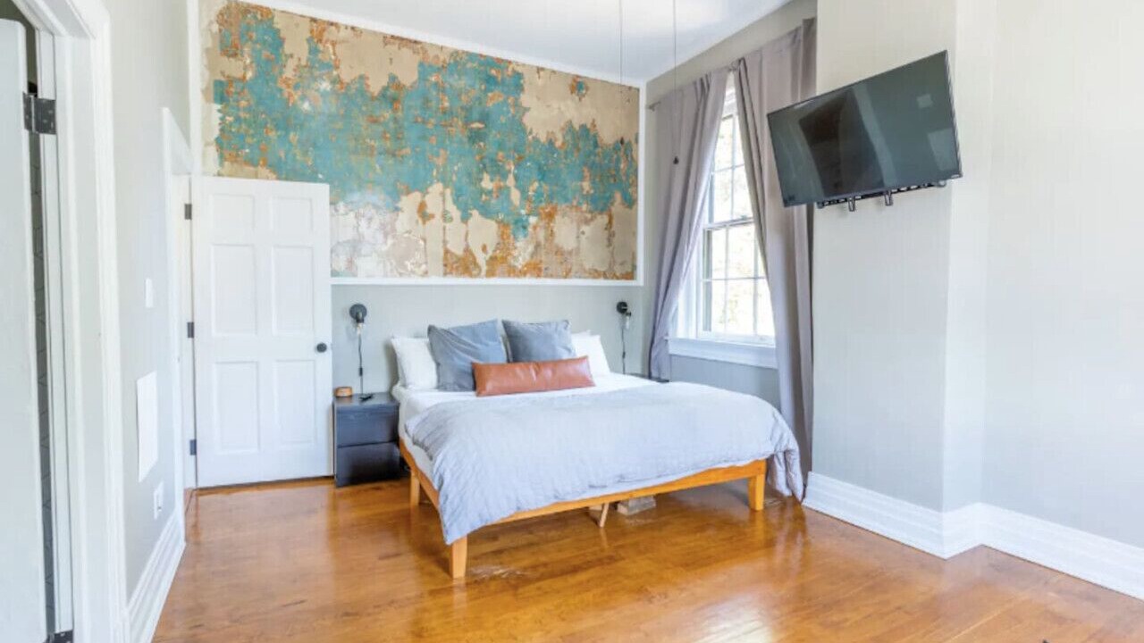 Photo of Bedroom in Court House Hill