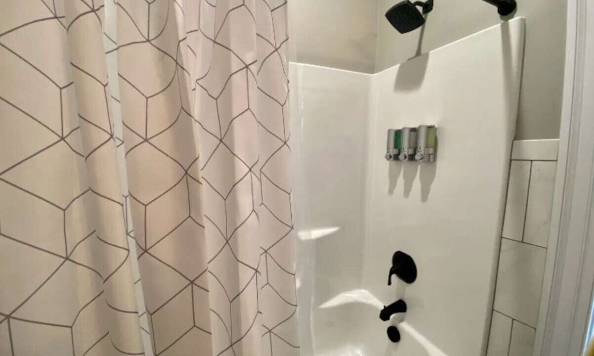 Photo of Bathroom in Court House Hill
