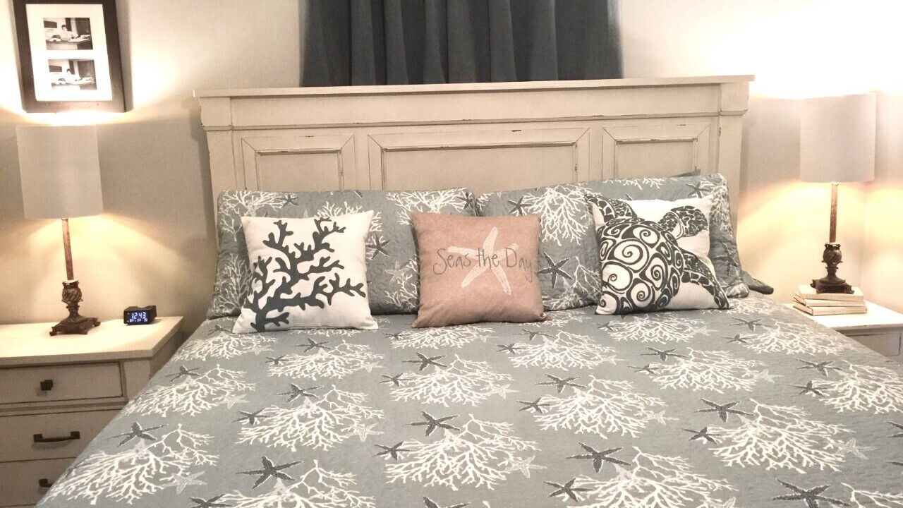 Photo of Bedroom in North Carolina Coast