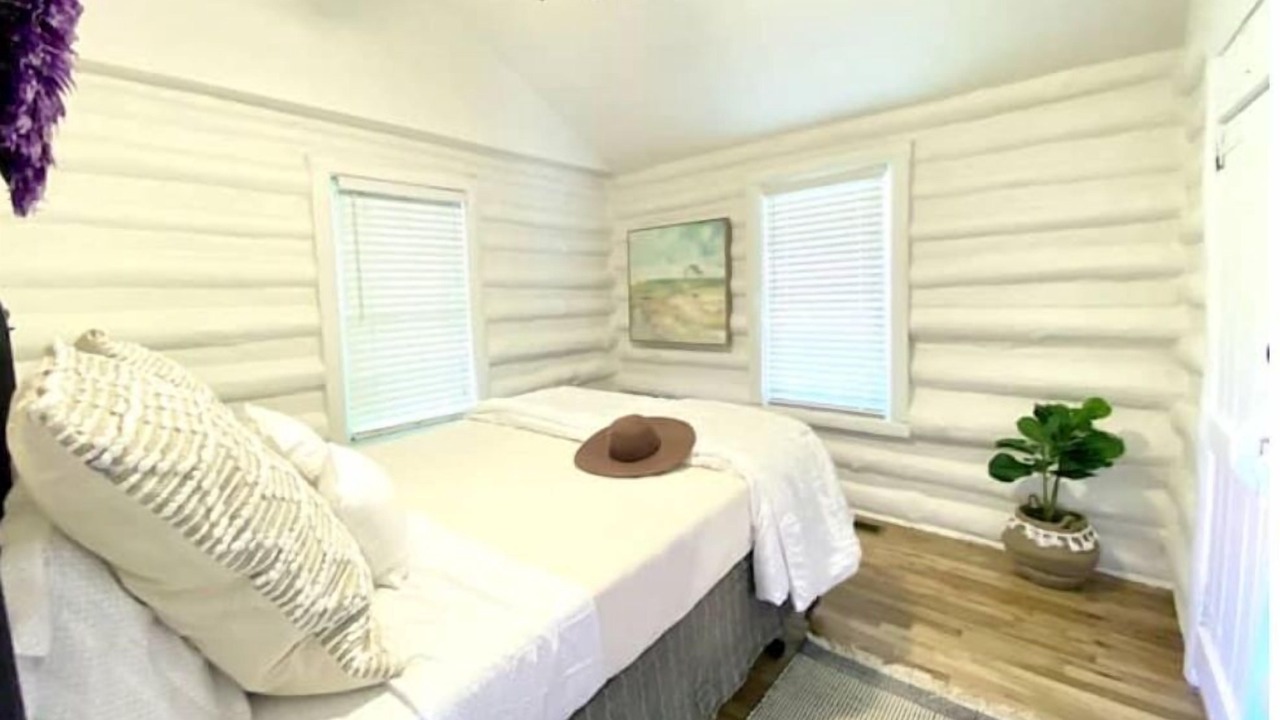 Photo of Bedroom in Asheville