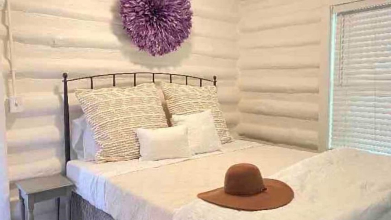 Photo of Bedroom in Asheville