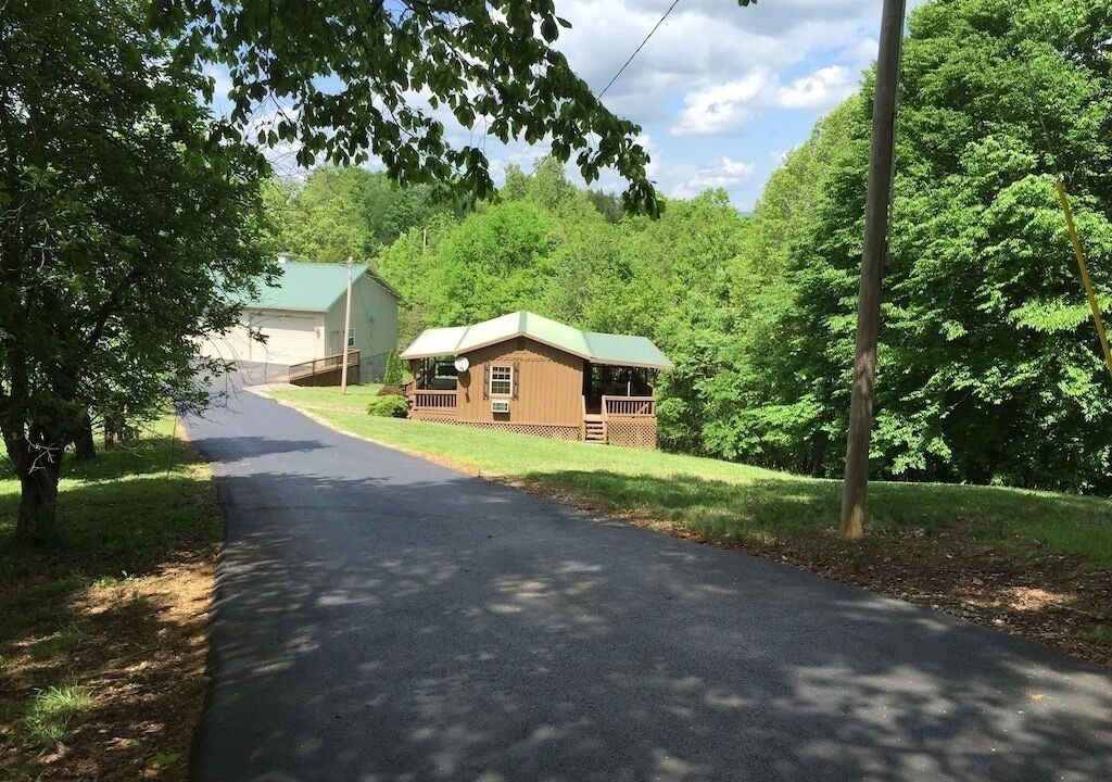 Photo of Outdoor in Byrdstown