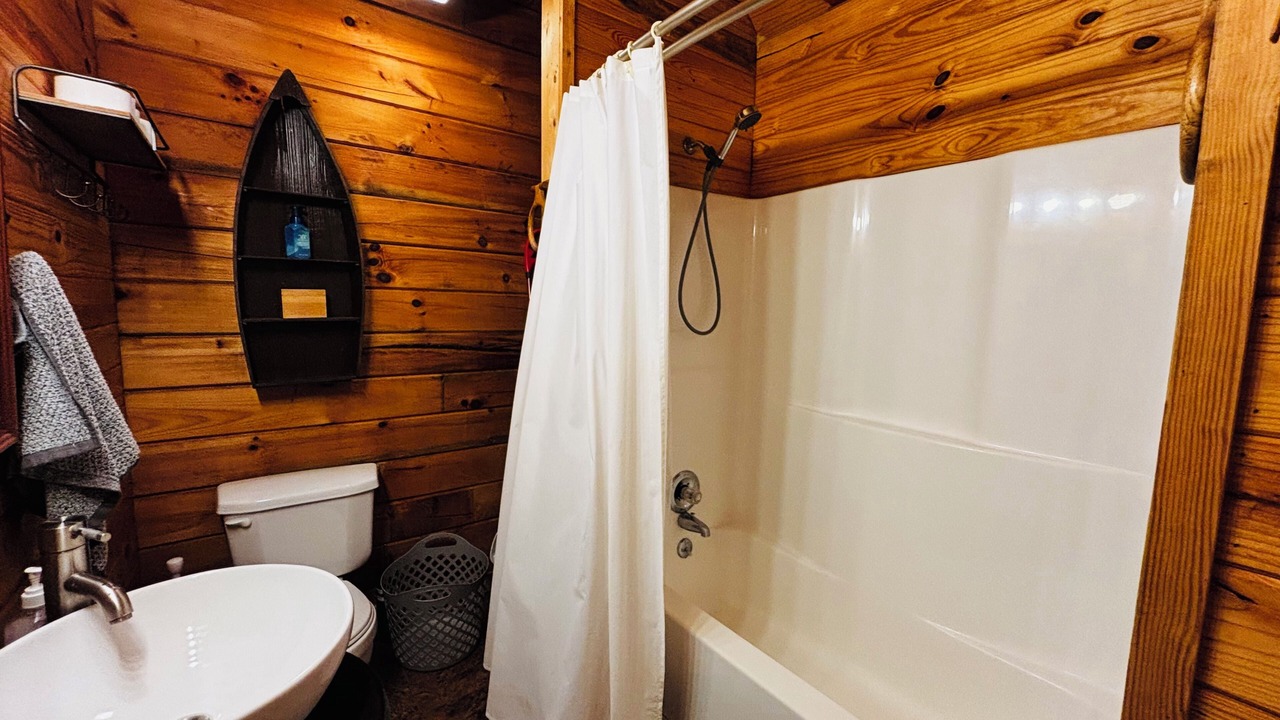 Photo of Bathroom in Jamestown
