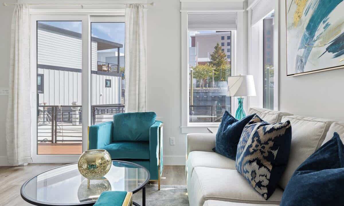 Photo of Livingroom in River District
