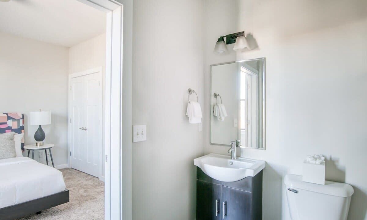Photo of Bathroom in Music Row