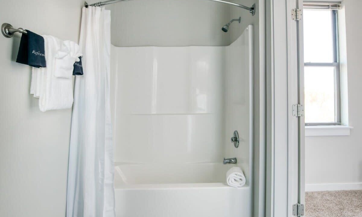 Photo of Bathroom in Music Row
