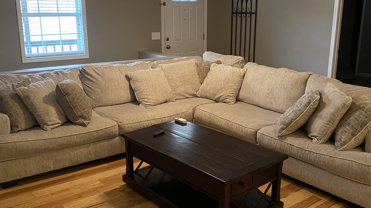 Photo of Livingroom in Monticello