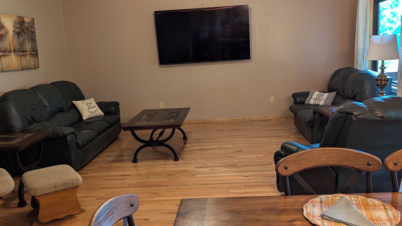Photo of Livingroom in Byrdstown