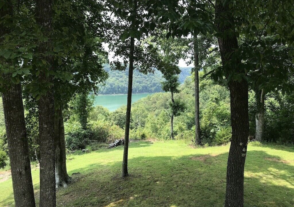 Photo of Outdoor in Byrdstown