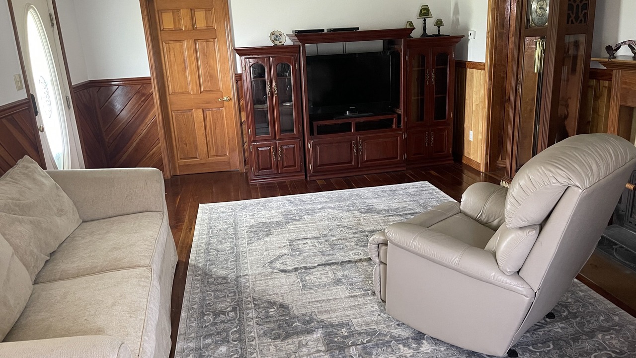 Photo of Livingroom in Jamestown