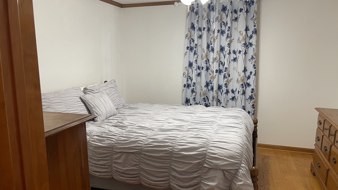 Photo of Bedroom in Jamestown