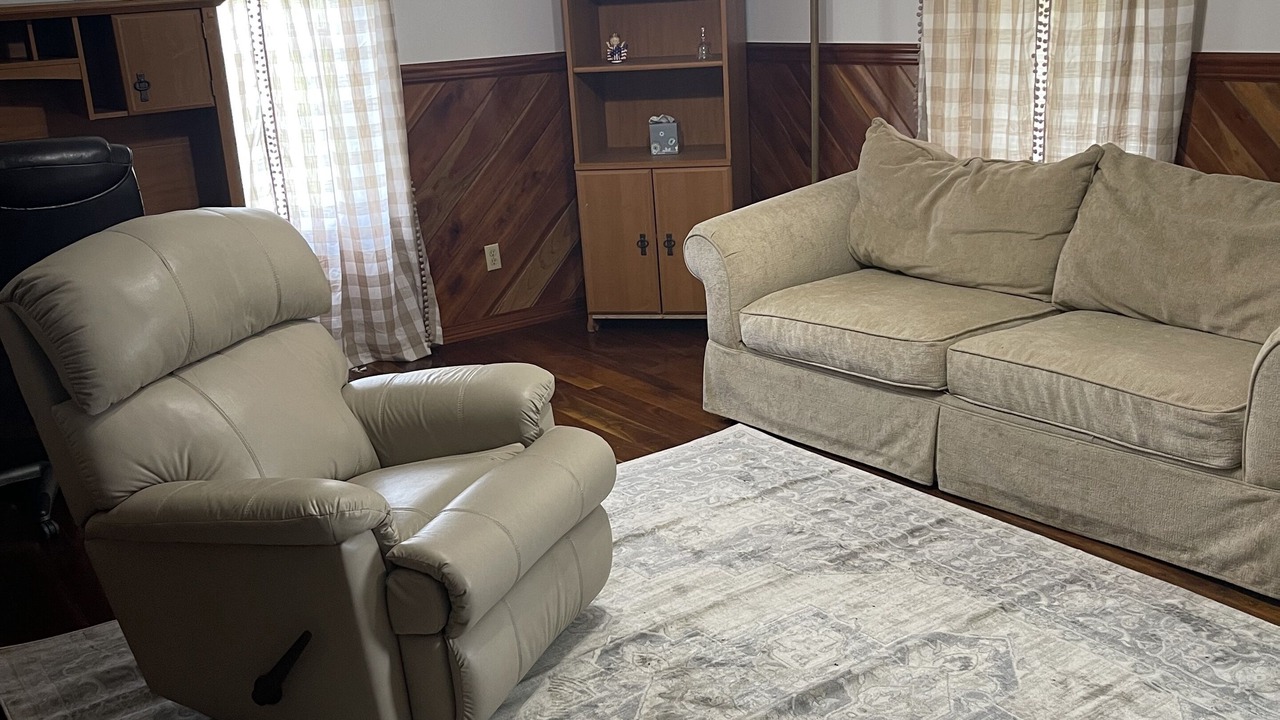 Photo of Livingroom in Jamestown