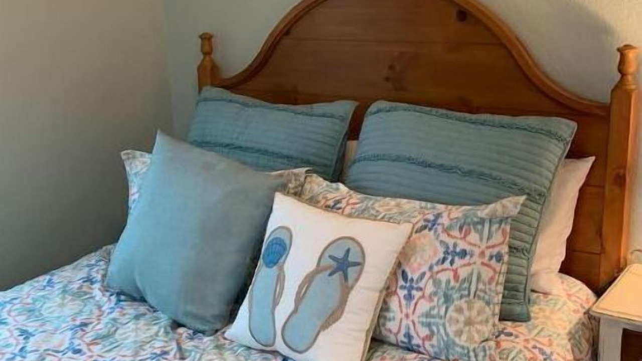Photo of Bedroom in Avon