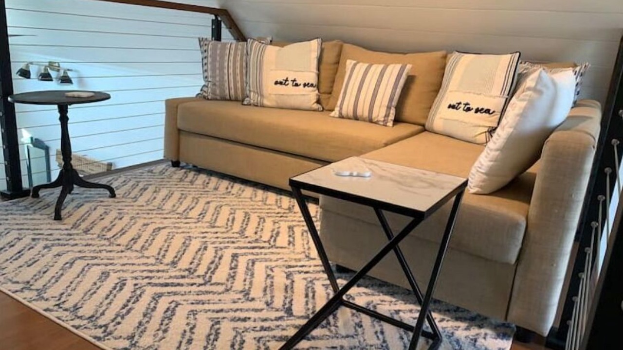 Photo of Livingroom in Avon