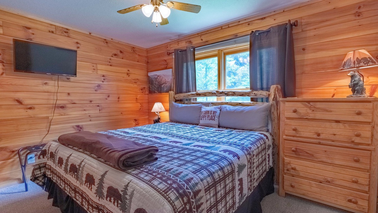 Photo of Bedroom in Qualla