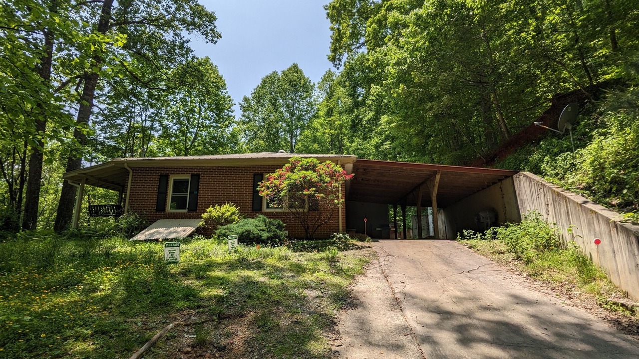 Photo of Outdoor in Sylva