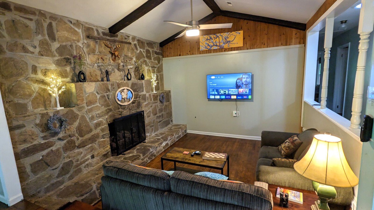 Photo of Livingroom in Sylva