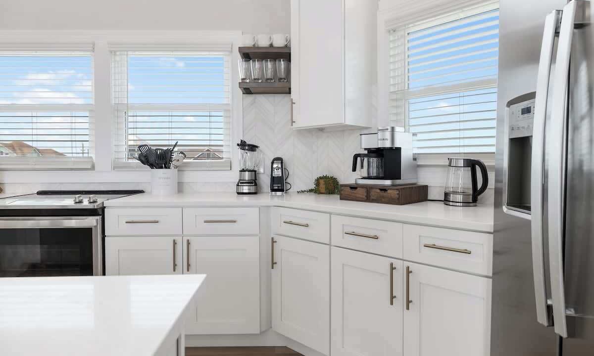 Photo of Kitchen in Waves