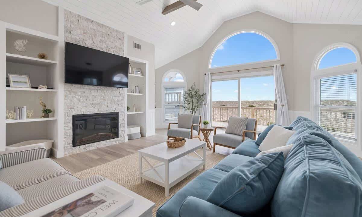 Photo of Livingroom in Waves