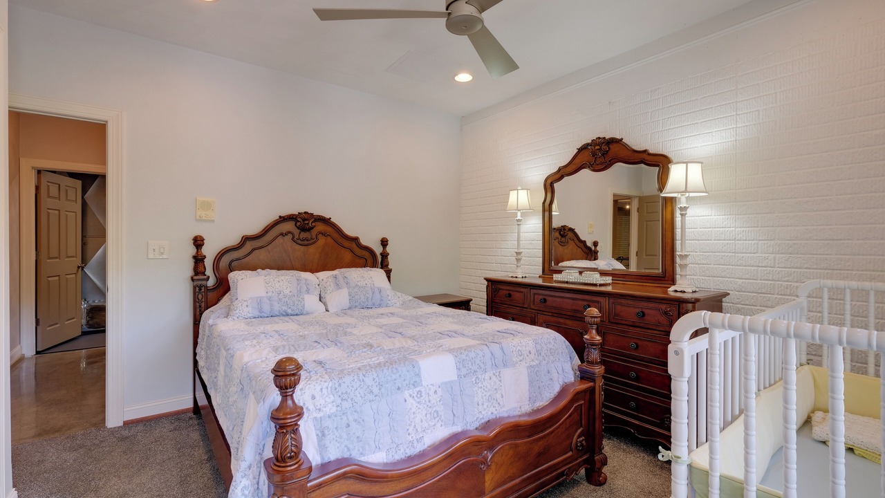 Photo of Bedroom in Goodview