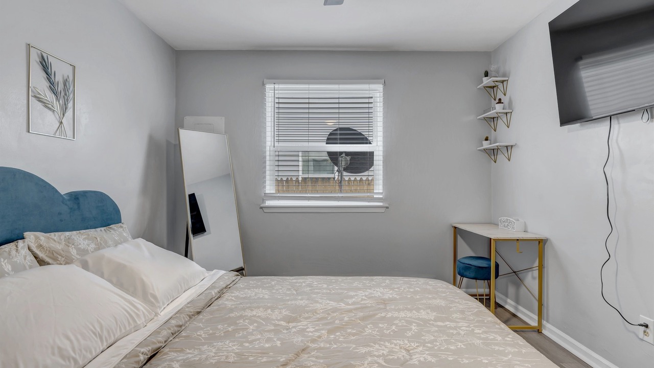 Photo of Bedroom in Bayview
