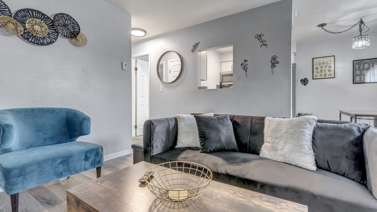 Photo of Livingroom in Bayview