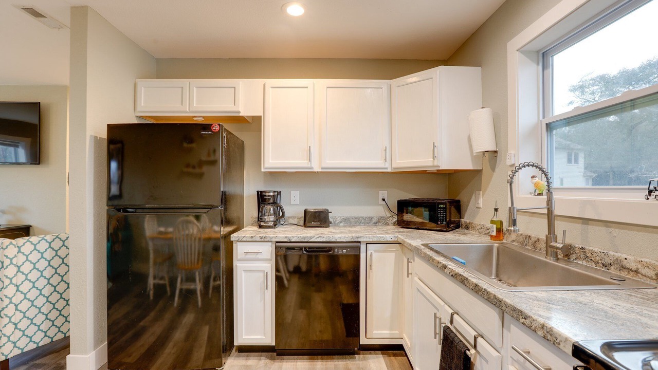Photo of Kitchen in Sea Scape