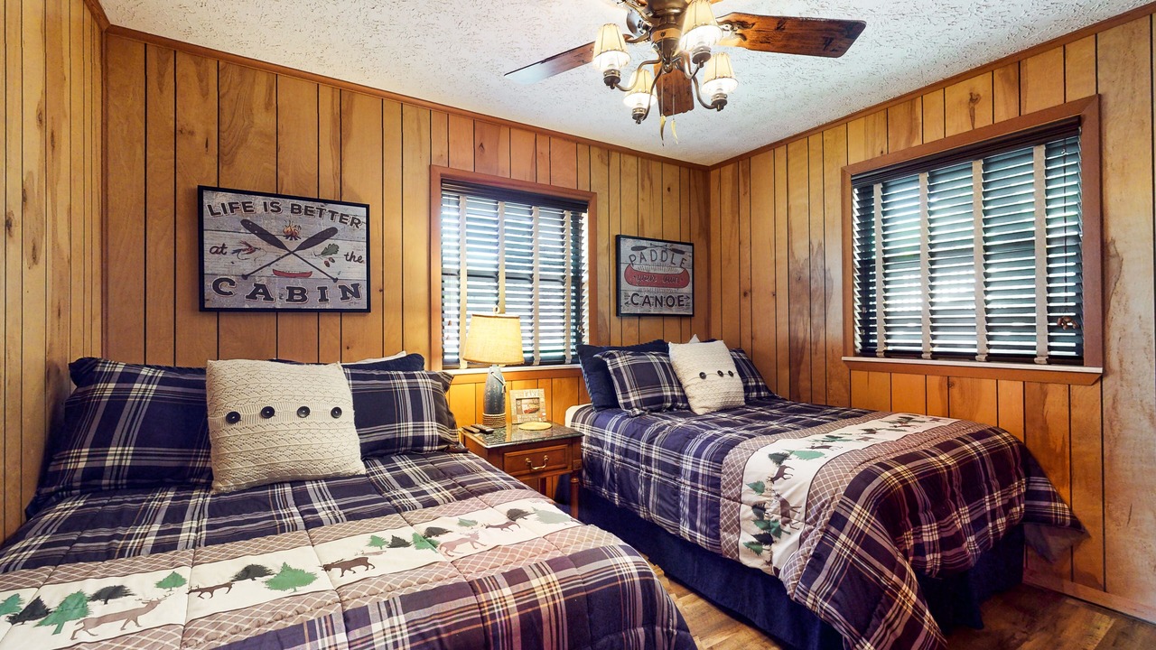 Photo of Bedroom in Big Creek