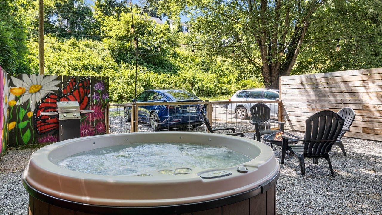 Photo of Patio Balcony in Woodfin