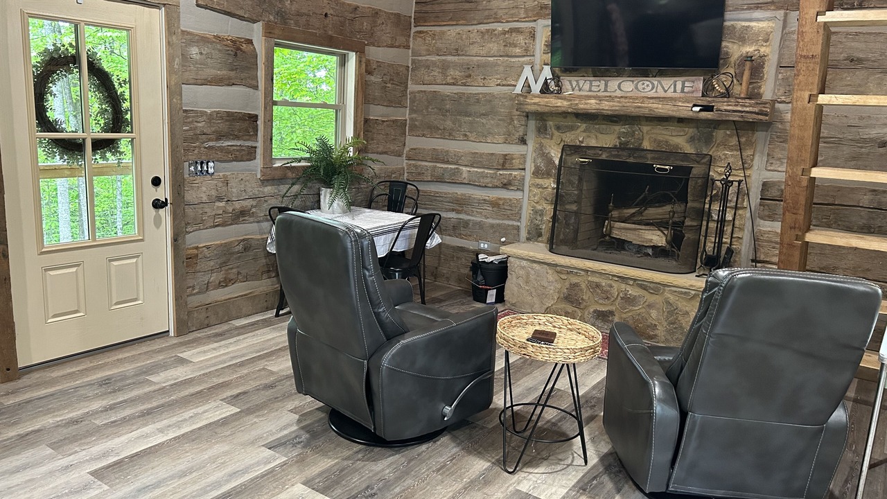 Photo of Livingroom in Cookeville