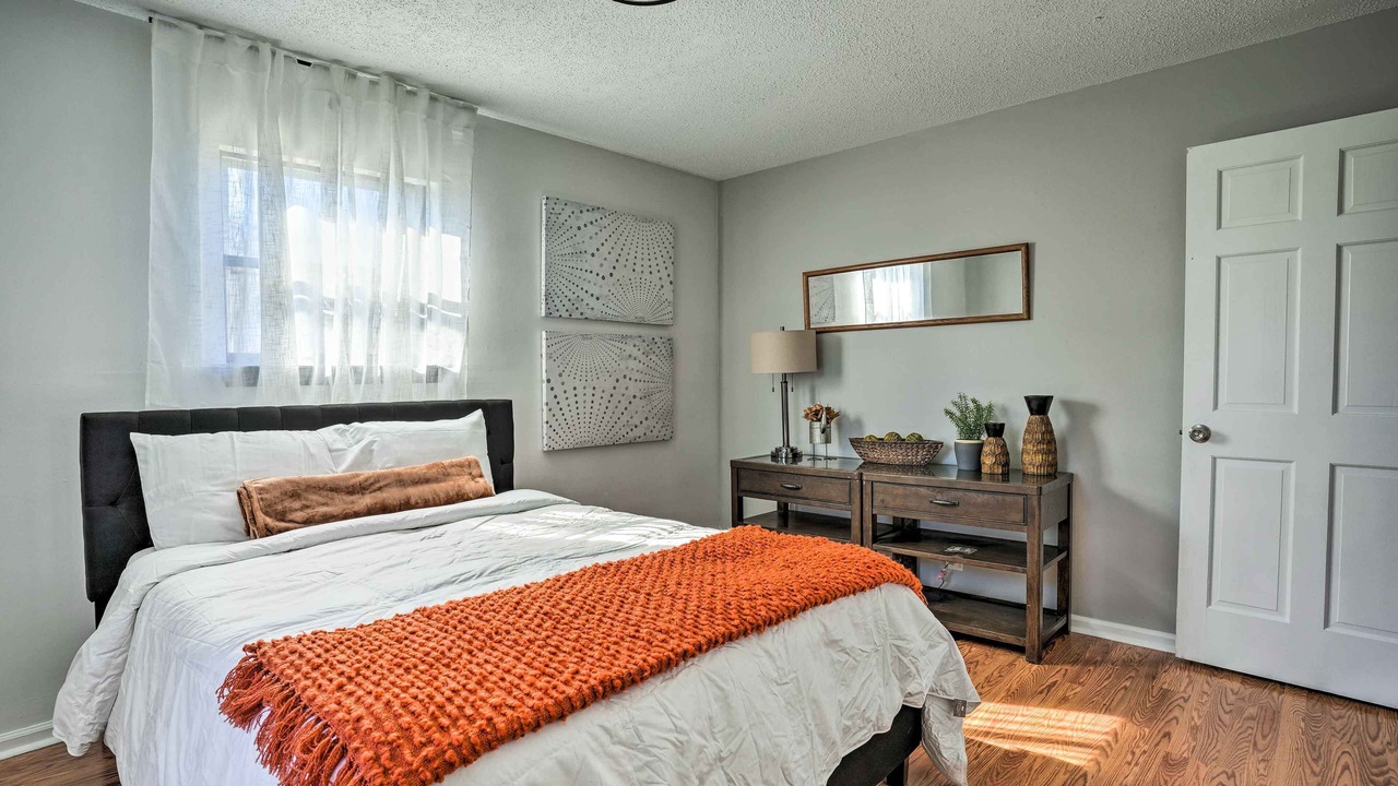 Photo of Bedroom in Flintstone
