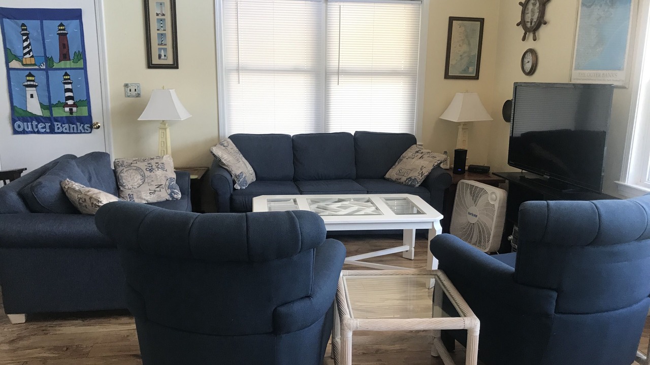 Photo of Livingroom in Avon