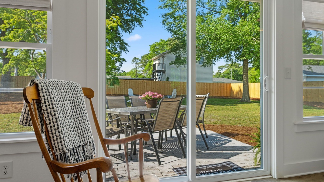 Photo of Outdoor in Green Meadow