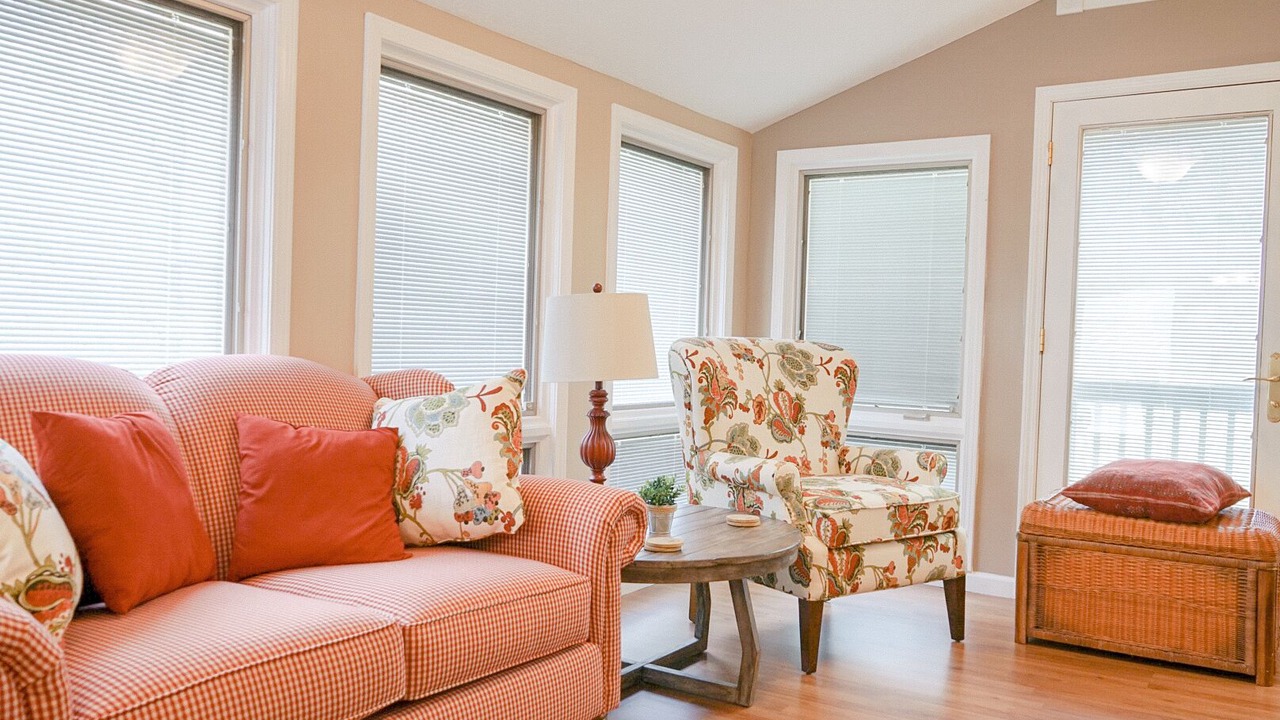 Photo of Livingroom in Bronston