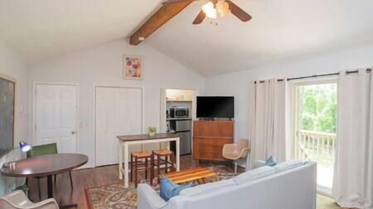 Photo of Livingroom in Gallatin