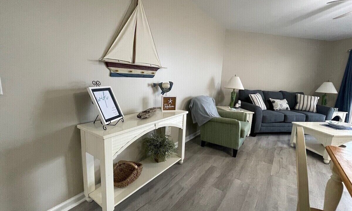 Photo of Bedroom in Long Beach
